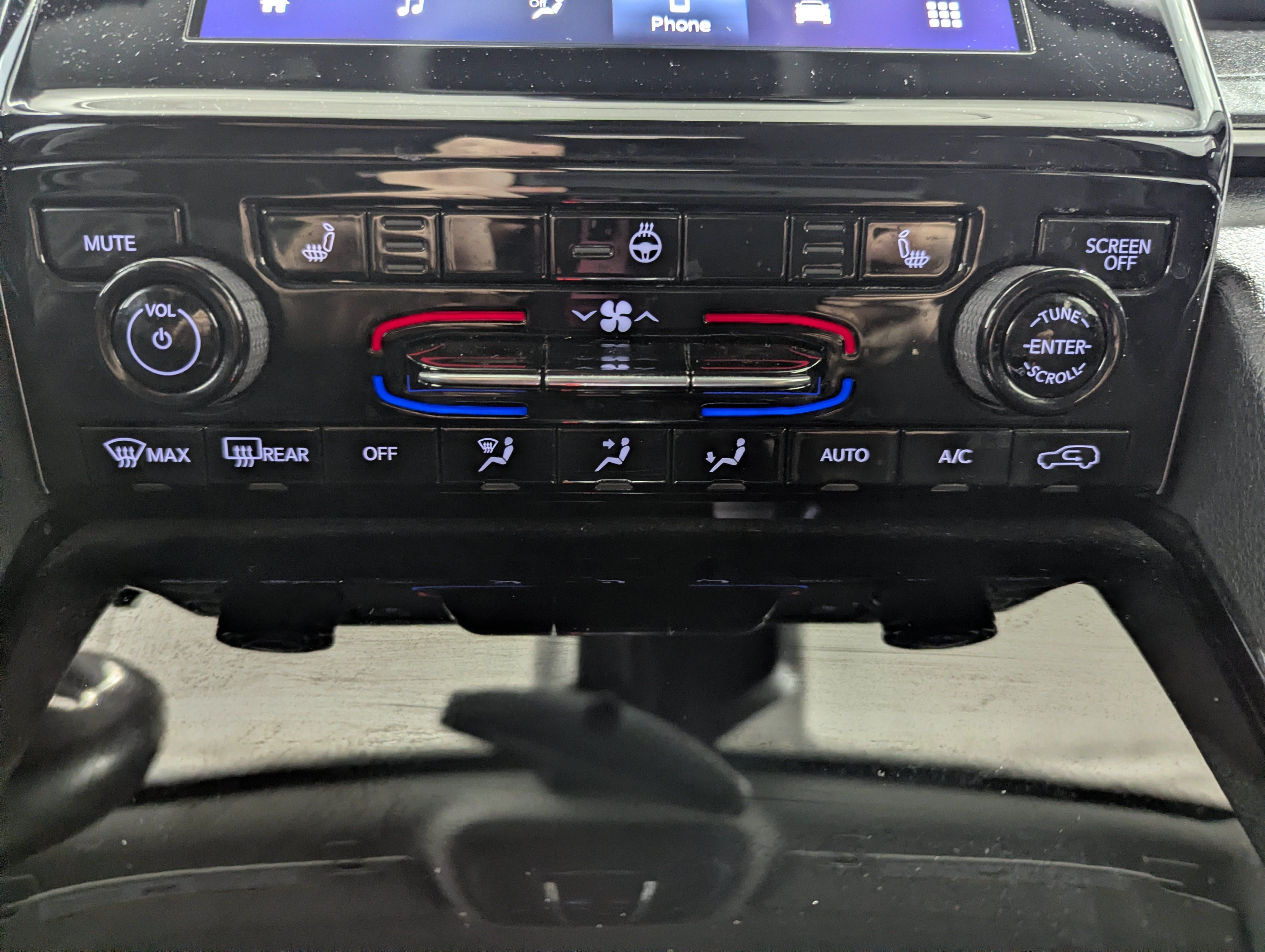 Used 2022 Jeep Grand Cherokee L Laredo w/ Luxury Tech Group I AWD/4WD image 20