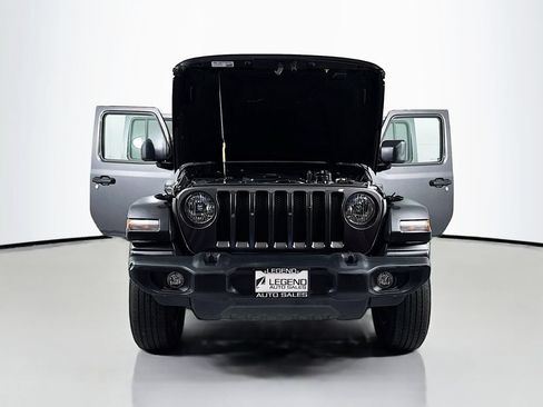 Used 2022 Jeep Wrangler Unlimited Sport AWD/4WD image 17