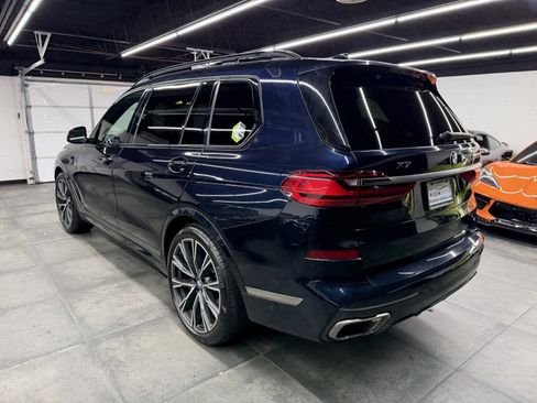 Used 2020 BMW X7 M50i image 4