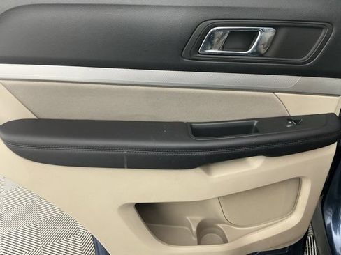 Used 2018 Ford Explorer 4WD image 9