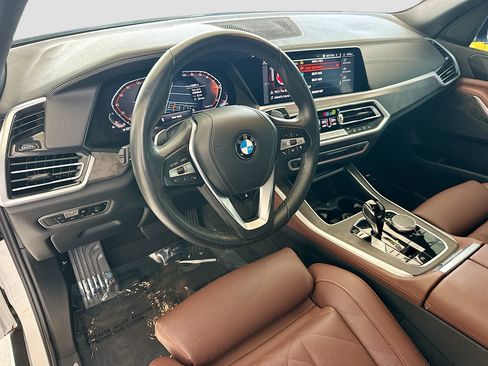 Certified 2023 BMW X5 xDrive40i w/ Parking Assistance Package AWD/4WD image 9