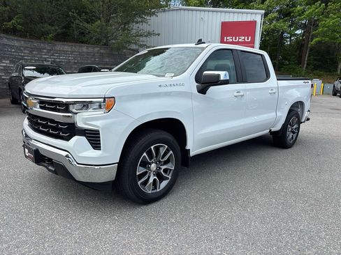 Used 2023 Chevrolet Silverado 1500 LT AWD/4WD image 7