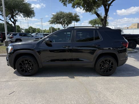 Used 2026 GMC Terrain Elevation w/ Elevation Premium Package FWD image 8