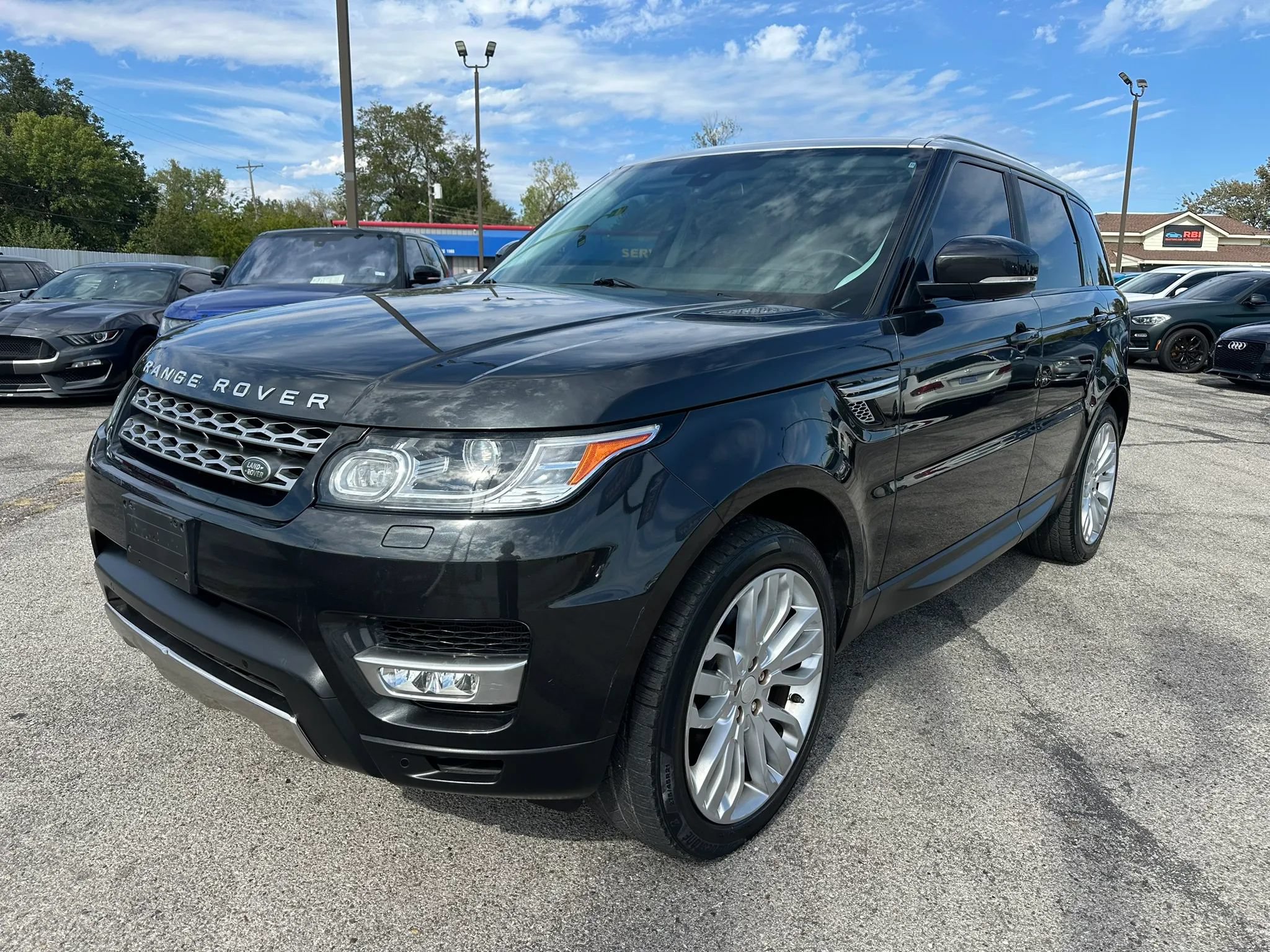 Used 2014 Land Rover Range Rover Sport HSE AWD/4WD image 26