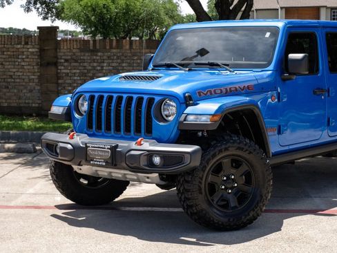 Used 2021 Jeep Gladiator Mojave AWD/4WD image 13