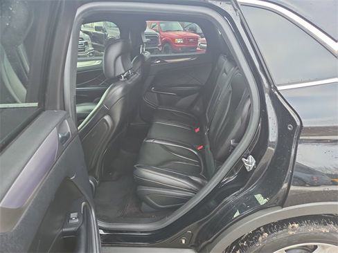 Used 2018 Lincoln MKC Premiere image 19