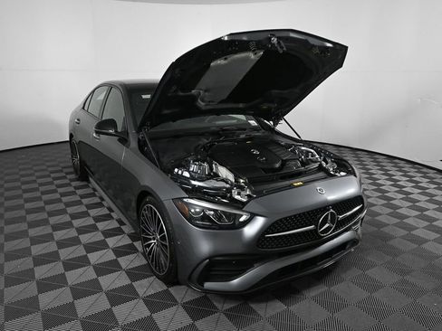 Used 2025 Mercedes-Benz C 300 Sedan image 32