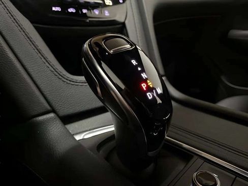 Used 2024 Cadillac XT6 Luxury AWD/4WD image 58