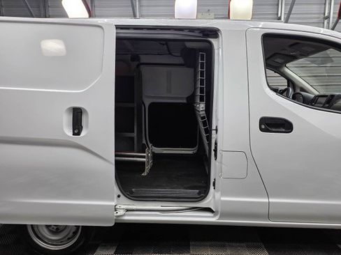 Used 2021 Nissan NV200 S FWD image 14