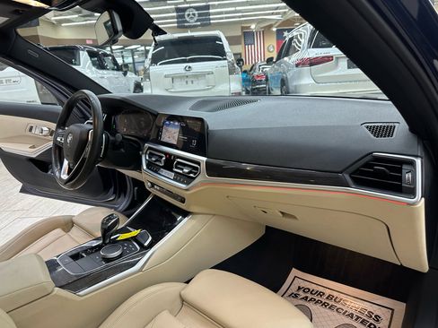 Used 2019 BMW 330i xDrive Sedan w/ Driving Assistance Package image 40