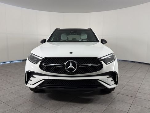 Used 2024 Mercedes-Benz GLC 300 4MATIC image 6