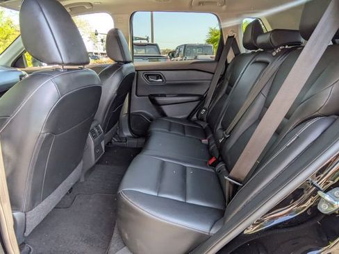 Used 2023 Nissan Rogue SL image 15