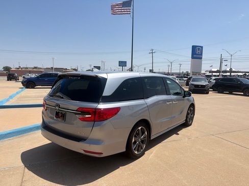 Used 2023 Honda Odyssey Elite image 10