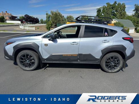 Used 2024 Subaru Crosstrek 2.5i Wilderness w/ Crosstrek Mirror Package AWD/4WD image 1