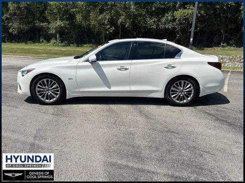 Used 2020 INFINITI Q50 Luxe w/ Cargo Package RWD image 4