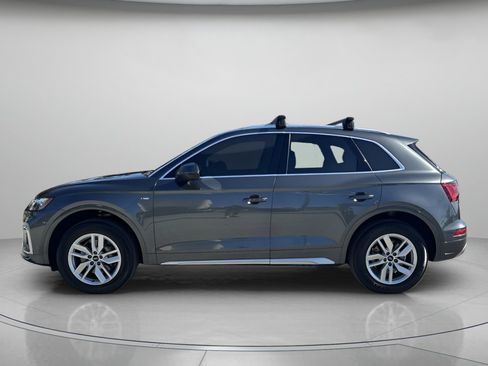 Used 2022 Audi Q5 2.0T Premium w/ Convenience Package image 5