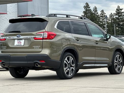 Certified 2024 Subaru Ascent Limited w/ Technology Package image 3