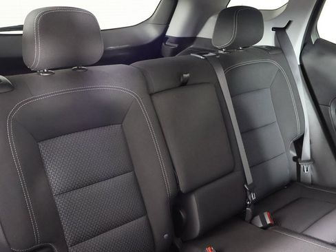 Used 2022 GMC Terrain SLE w/ Driver Convenience Package image 32