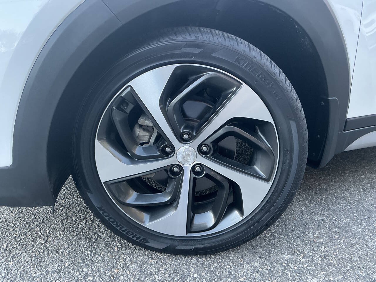 Used 2018 Hyundai Tucson Value w/ Cargo Package AWD/4WD image 10