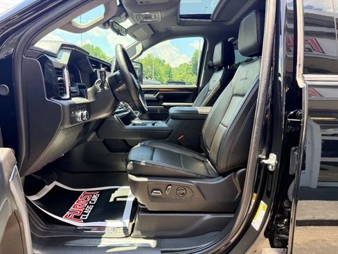 Used 2025 GMC Sierra 3500 Denali w/ Denali Reserve Package AWD/4WD image 21