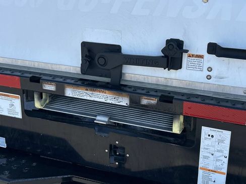 Used 2022 Ford E-350 and Econoline 350 Super Duty RWD image 19
