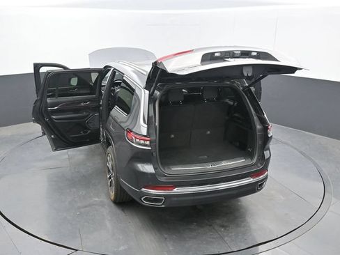 Used 2021 Jeep Grand Cherokee L Overland w/ Luxury Tech Group IV AWD/4WD image 73