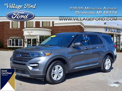 Certified 2022 Ford Explorer XLT w/ Equipment Group 202A
