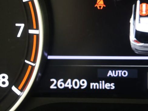 Used 2023 Nissan Rogue SV image 13