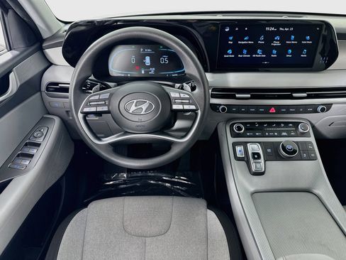 Used 2023 Hyundai Palisade SE FWD image 21