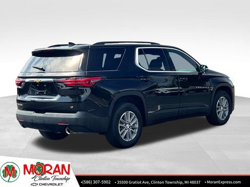 Certified 2023 Chevrolet Traverse LT FWD image 5