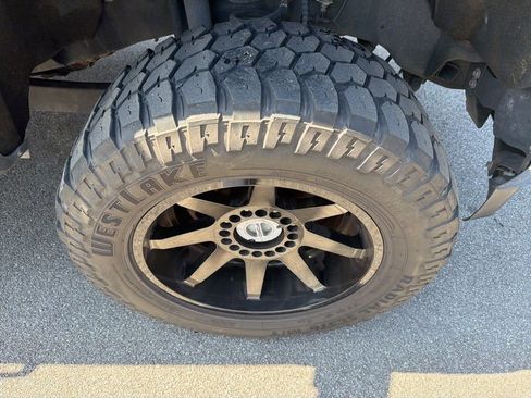 Used 2018 Ford F250 XL w/ STX Appearance Package image 14