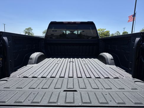 New 2026 GMC Sierra 2500 AT4X AWD/4WD image 34