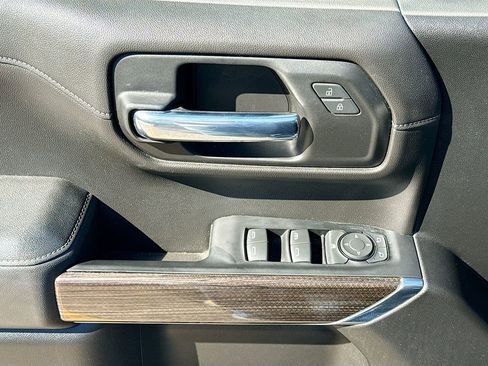 Used 2022 Chevrolet Silverado 1500 RST image 17