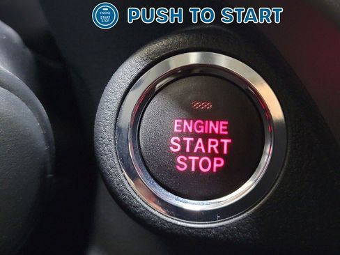 Used 2025 Subaru Crosstrek 2.0i Premium AWD/4WD image 19