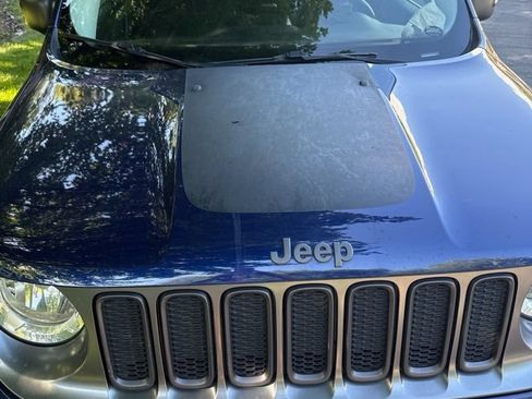 Used 2017 Jeep Renegade Trailhawk w/ Cold Weather Group II AWD/4WD image 9