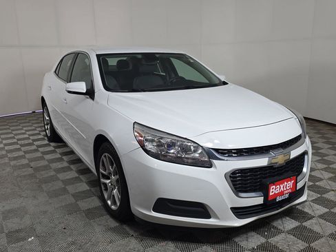 Used 2016 Chevrolet Malibu LT w/ Power Convenience Package FWD image 1