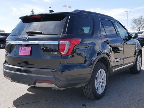 Used 2019 Ford Explorer XLT w/ Class III Trailer Tow Package AWD/4WD image 11