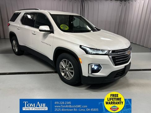 Used 2023 Chevrolet Traverse LT w/ LPO, Floor Liner Package AWD/4WD image 1