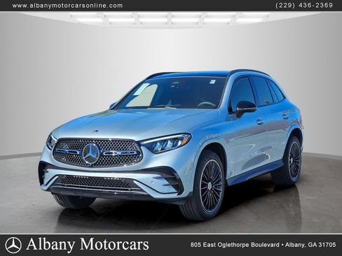 Used 2026 Mercedes-Benz GLC 300 image 1