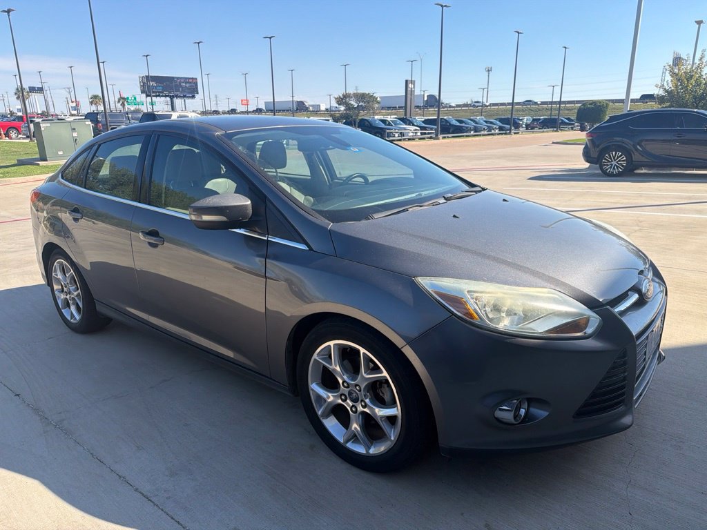 Used 2012 Ford Focus SEL FWD image 16