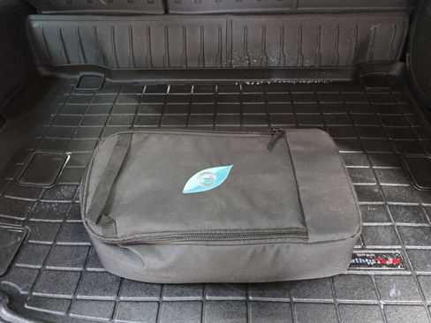 Used 2022 Jeep Wrangler Unlimited Sahara w/ Cold Weather Group image 22