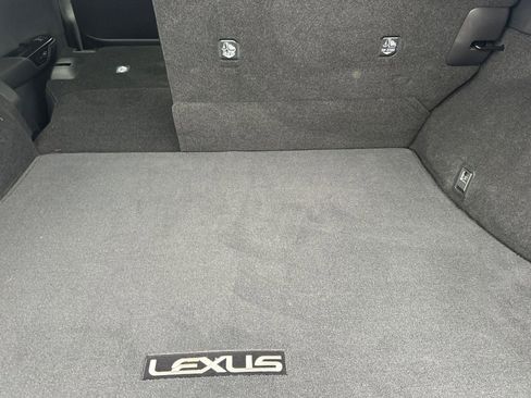 Used 2024 Lexus RZ 300e Premium image 12