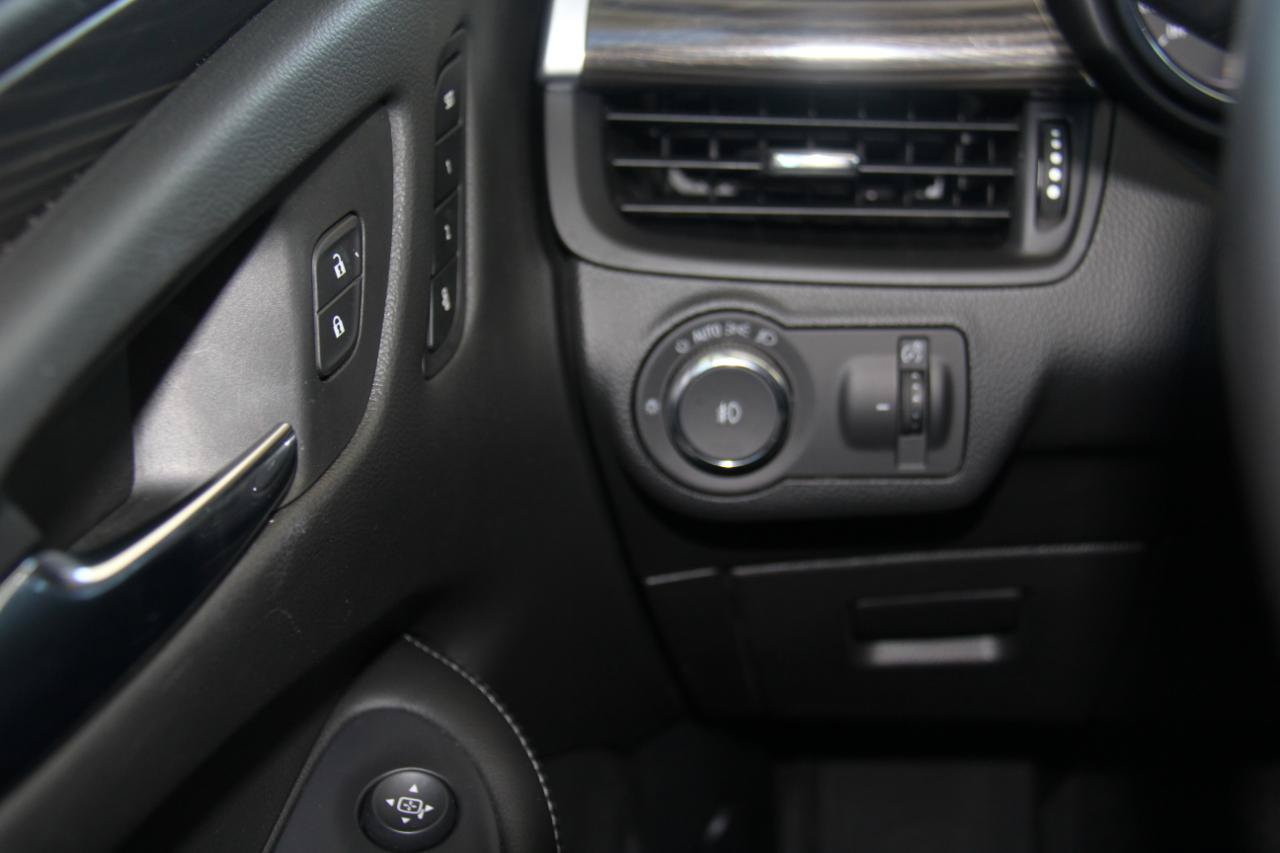Used 2020 Buick Envision Essence w/ Experience Buick Package FWD image 15