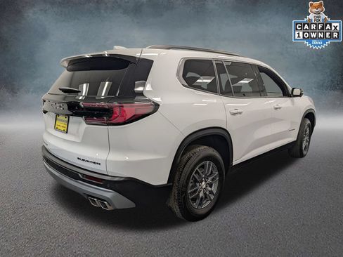 Used 2025 GMC Acadia Elevation w/ LPO, All-Weather Package AWD/4WD image 4