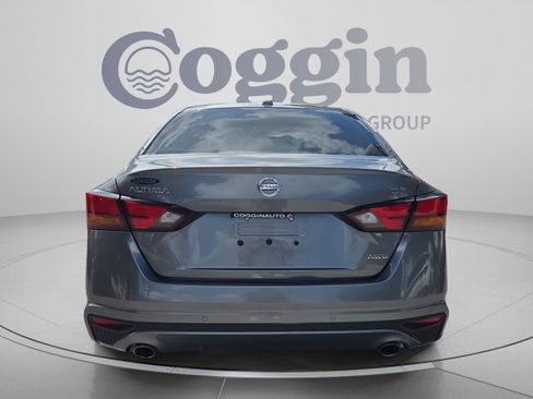 Used 2021 Nissan Altima 2.5 SR AWD/4WD image 4