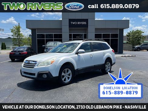 Used 2013 Subaru Outback 2.5i Premium AWD/4WD image 1