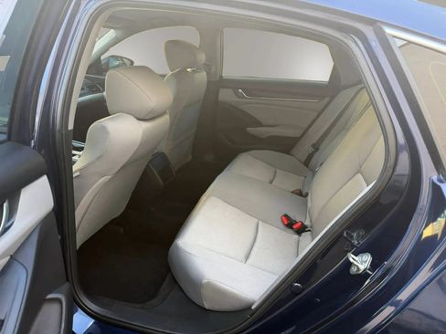 Used 2018 Honda Accord LX image 27