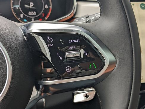 New 2026 Jaguar F-PACE R-Dynamic S image 20