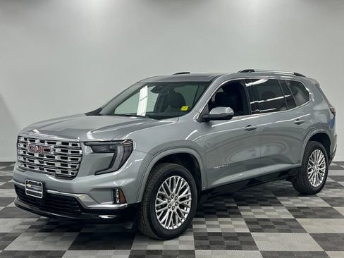Used 2025 GMC Acadia Denali AWD/4WD image 6