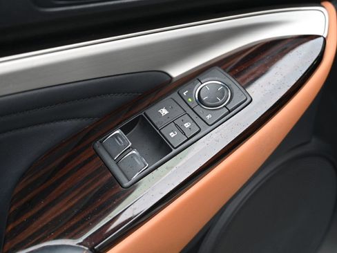 Used 2019 Lexus RC 300 AWD w/ Premium Package image 21